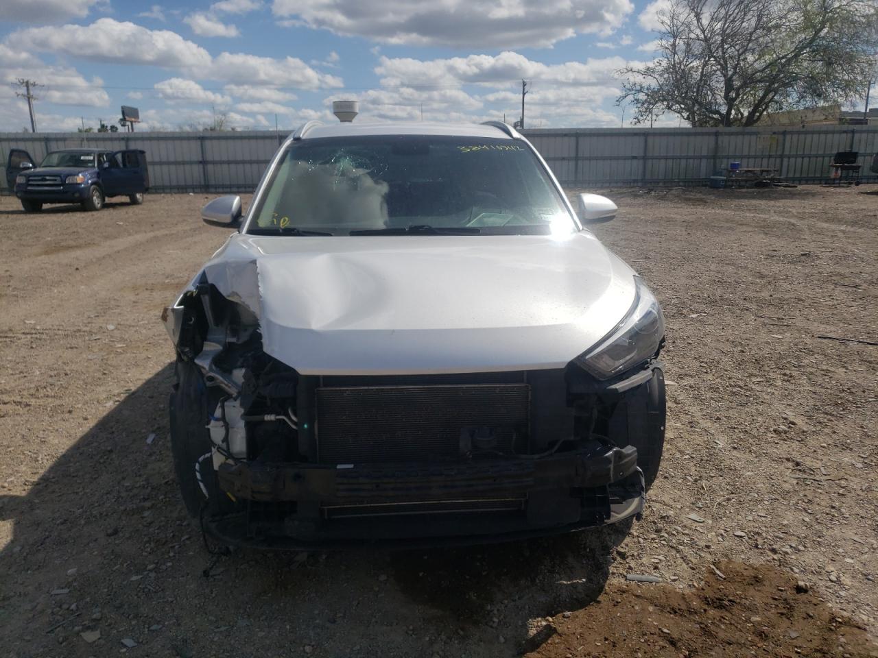 Photo 9 from auction – 2017 HYUNDAI TUCSON LIM with VIN KM8J33A48HU538170