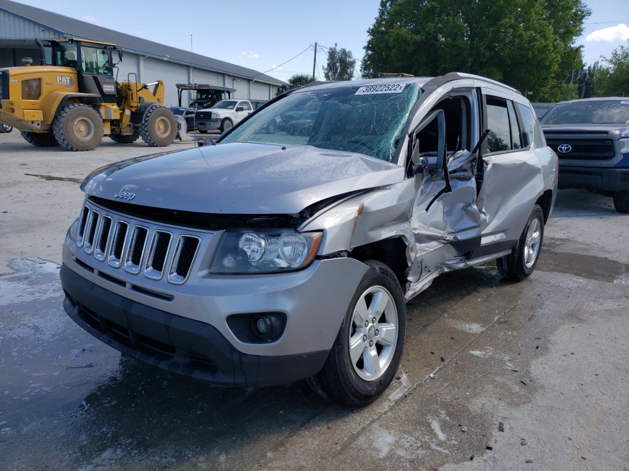 Photo 2 from auction – 2014 JEEP COMPASS SP with VIN 1C4NJCBA2ED774566