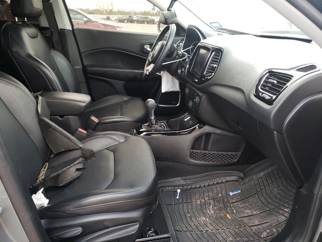 Photo 5 from auction – 2020 JEEP COMPASS LI with VIN 3C4NJCCB6LT224432