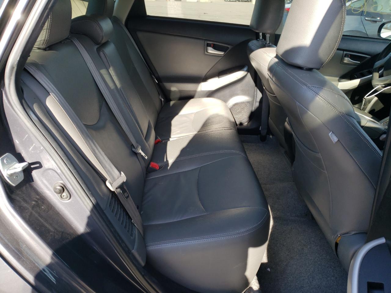 Photo 6 from auction – 2014 TOYOTA PRIUS PLUG with VIN JTDKN3DP6E3062494