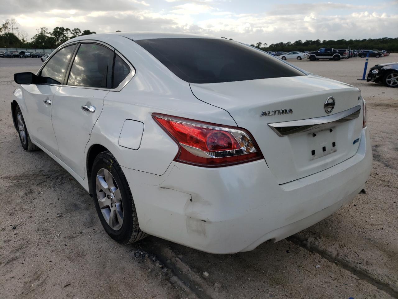 Photo 3 from auction – 2013 NISSAN ALTIMA 2.5 with VIN 1N4AL3AP6DN517990