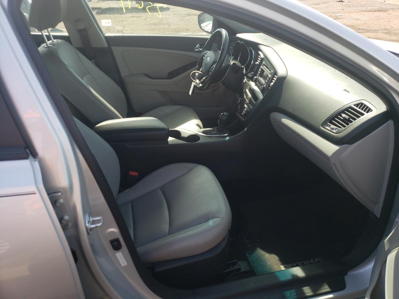 Photo 5 from auction – 2012 KIA OPTIMA EX with VIN 5XXGN4A75CG080031
