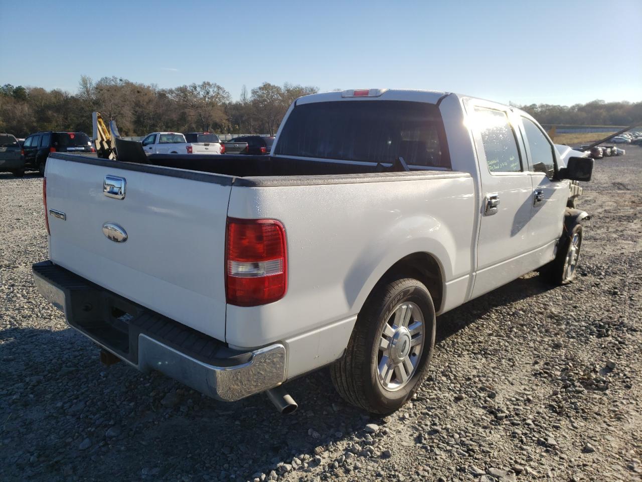 Photo 4 from auction – 2007 FORD F150 SUPER with VIN 1FTPW12V77KD00239