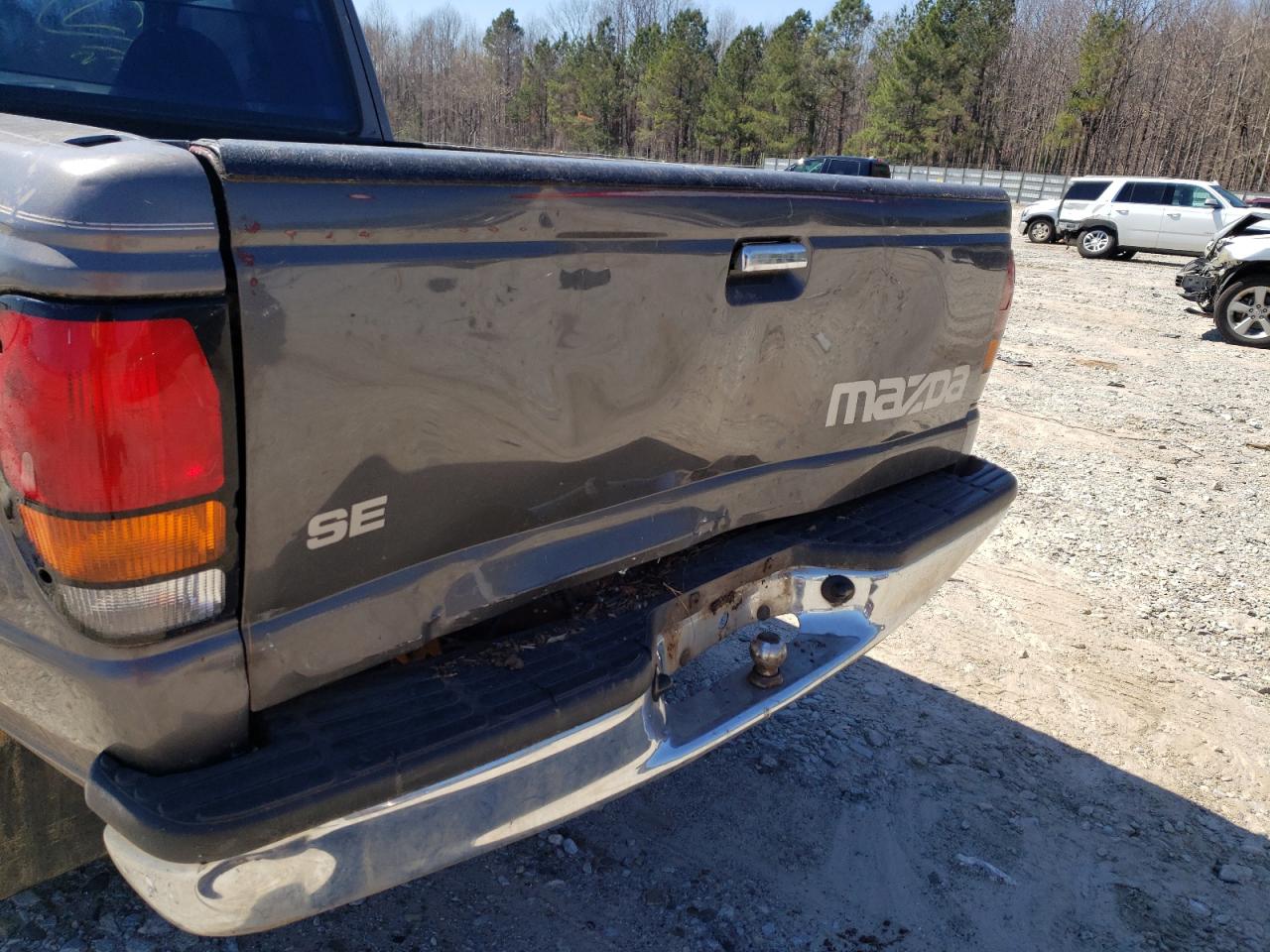 Photo 9 from auction – 1999 MAZDA B2500 CAB with VIN 4F4YR16C7XTM45500
