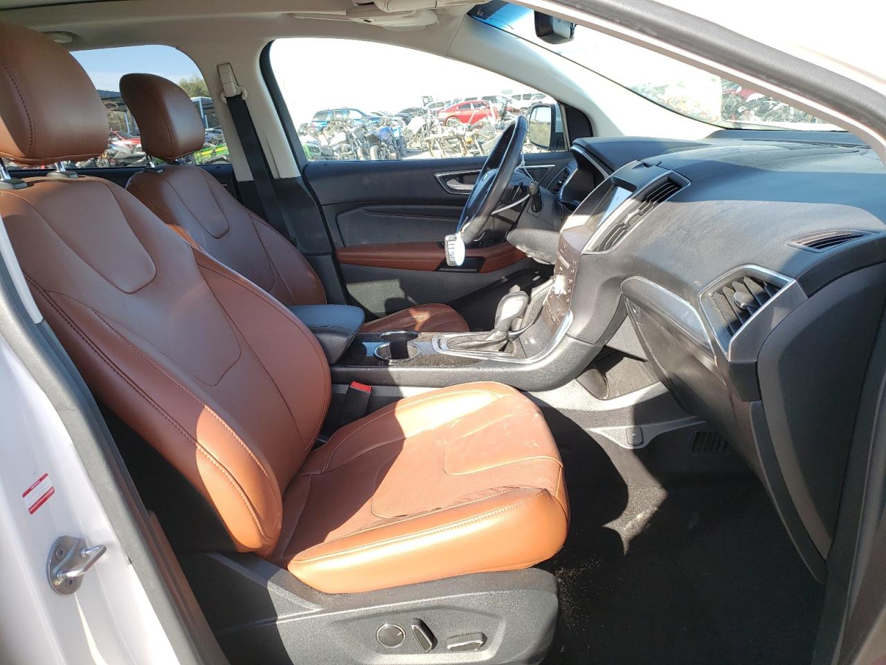 Photo 5 from auction – 2017 FORD EDGE TITAN with VIN 2FMPK4K82HBC10124