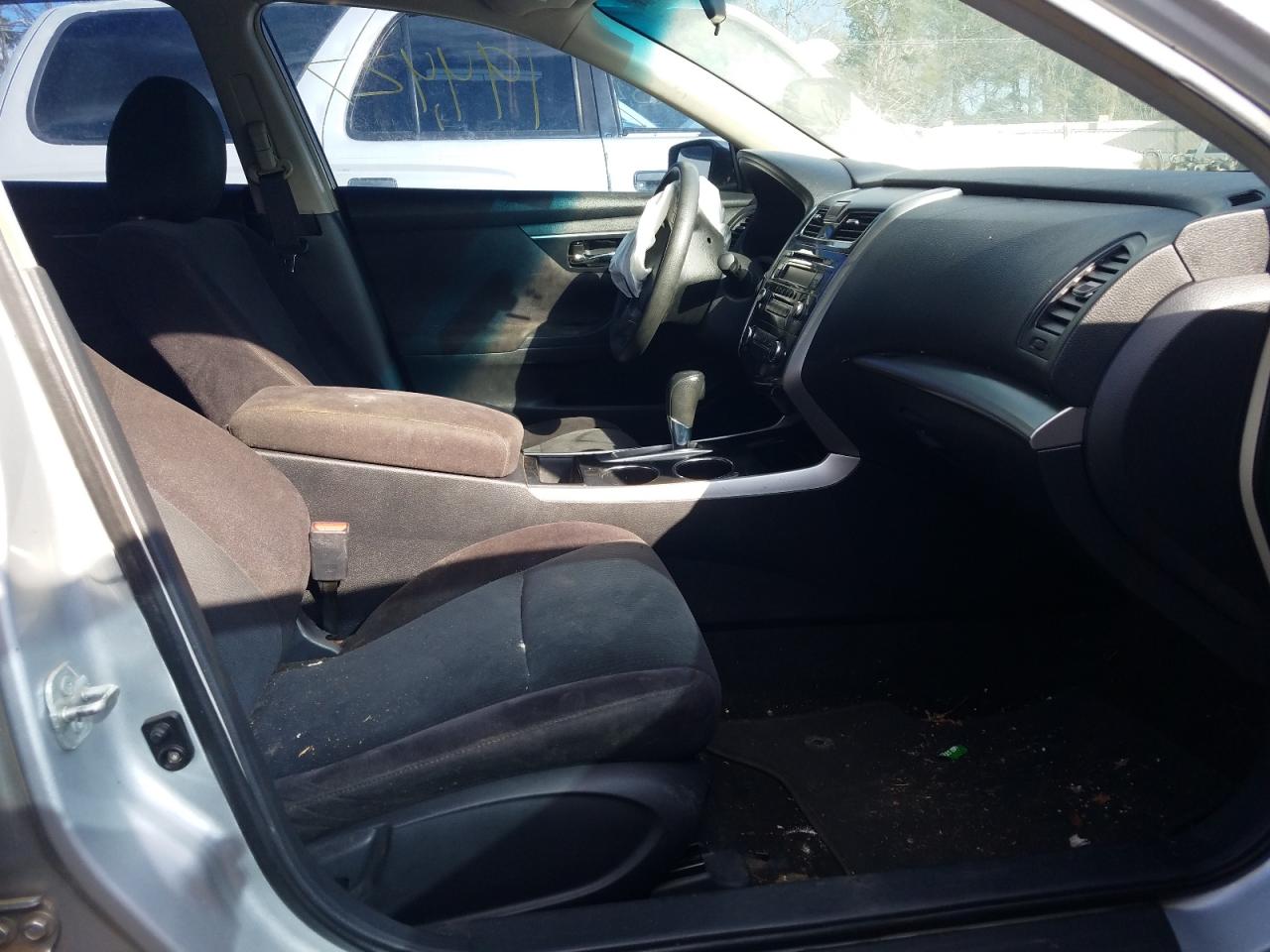 Photo 5 from auction – 2013 NISSAN ALTIMA 2.5 with VIN 1N4AL3AP4DN557713