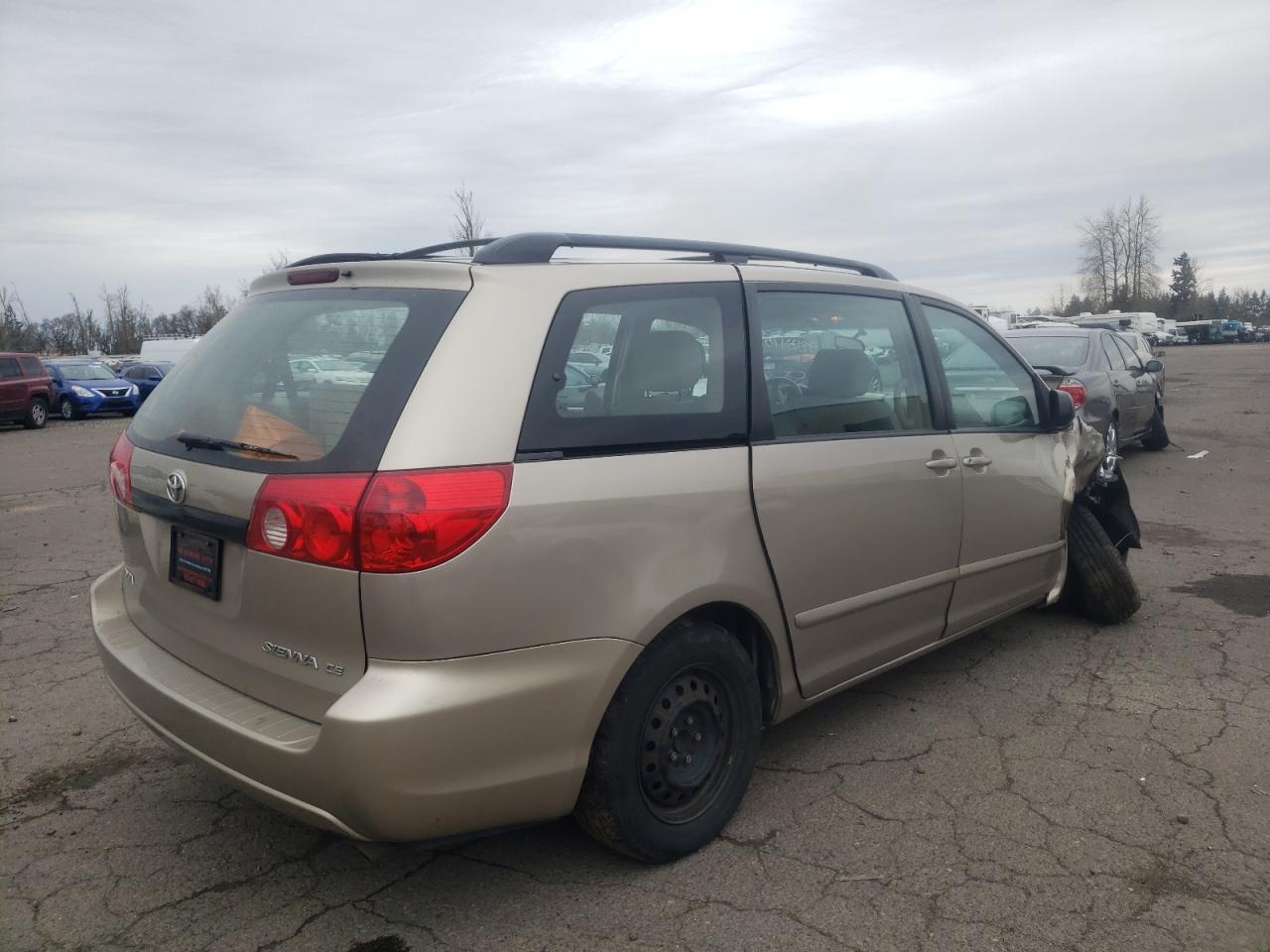 Photo 4 from auction – 2006 TOYOTA SIENNA CE with VIN 5TDZA23C76S387755