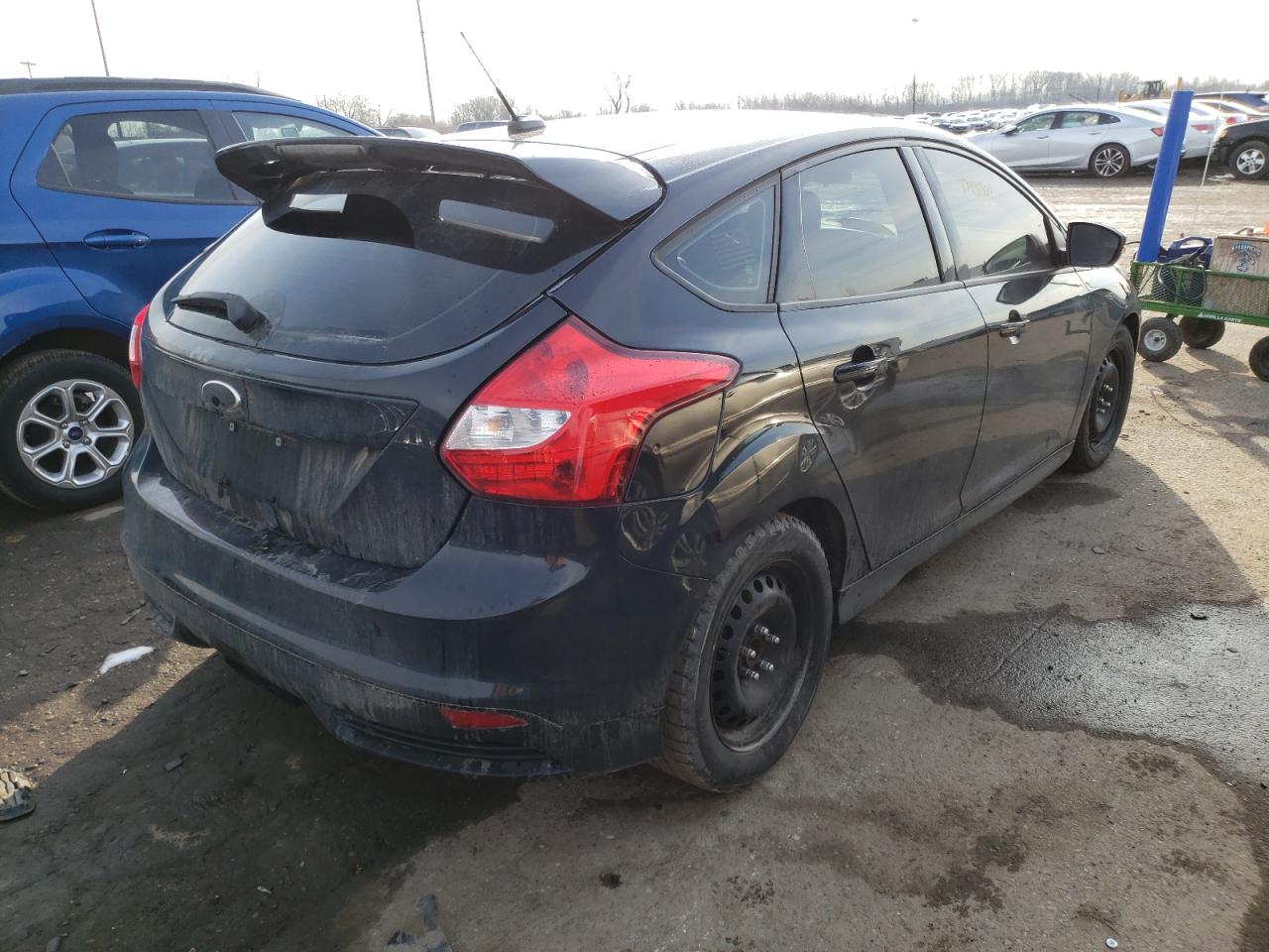 Photo 4 from auction – 2013 FORD FOCUS ST with VIN 1FADP3L97DL252041