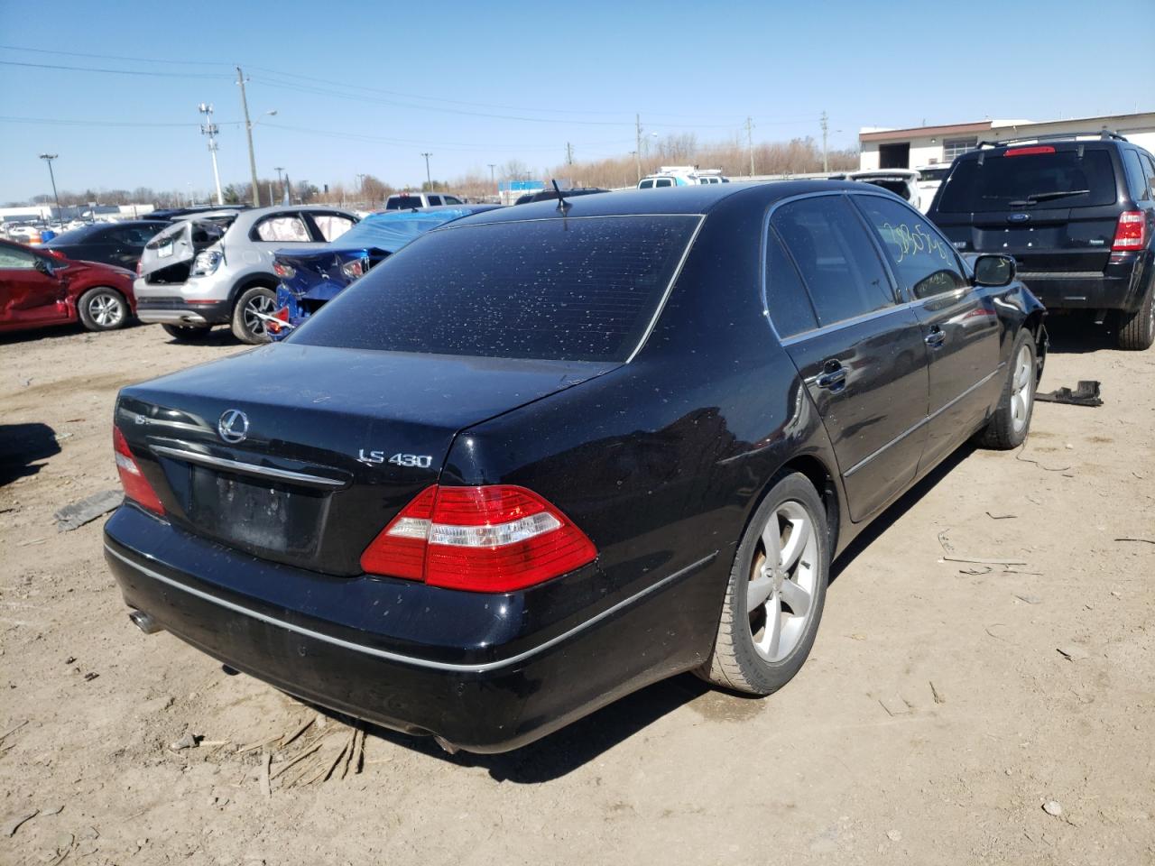 Photo 4 from auction – 2004 LEXUS LS 430 with VIN JTHBN36F740169086