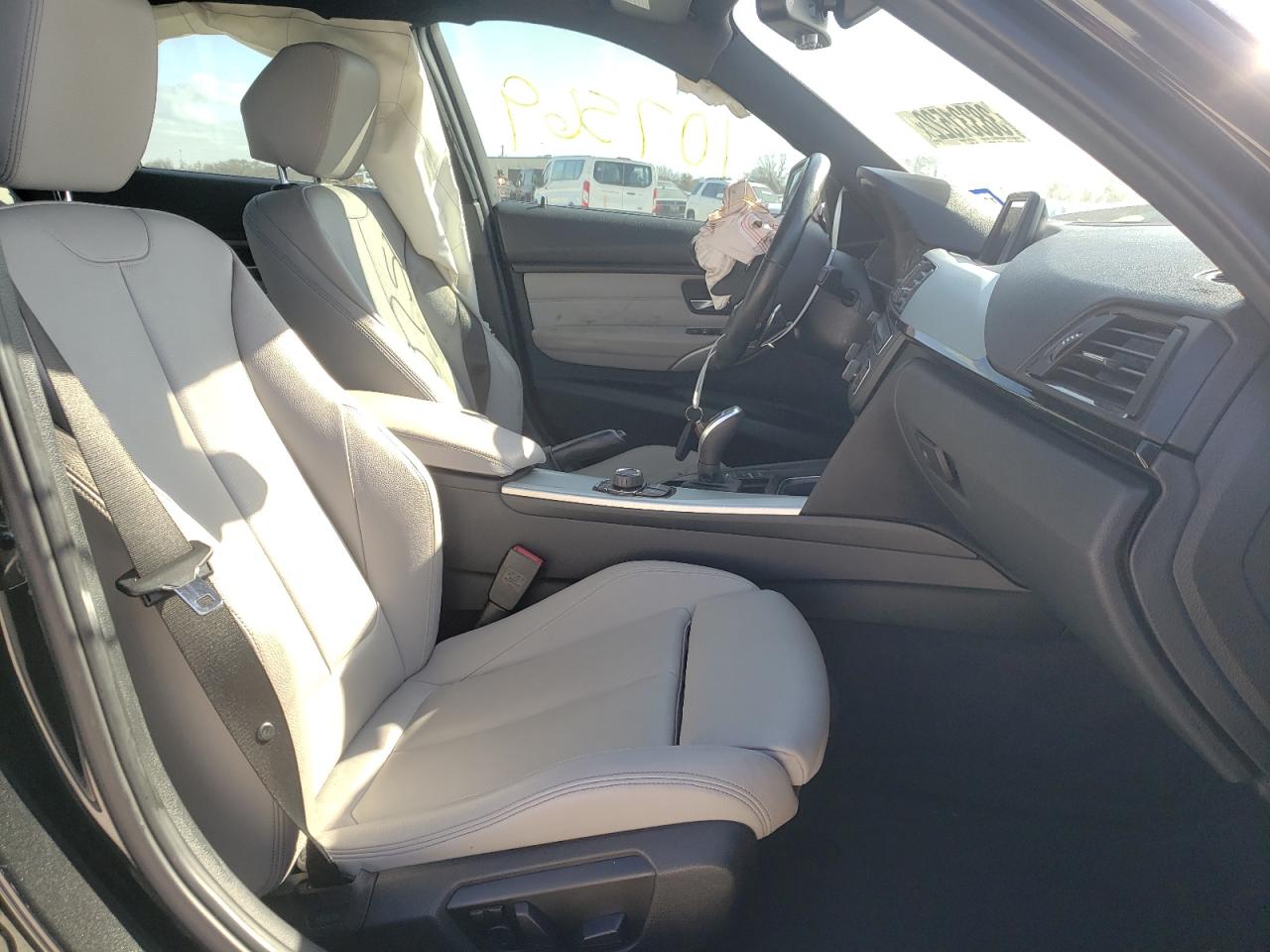 Photo 5 from auction – 2012 BMW 328 I with VIN WBA3A5G53CNP16517