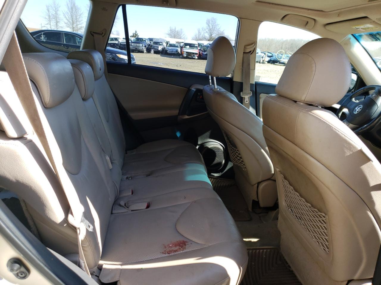 Photo 6 from auction – 2008 TOYOTA RAV4 LIMIT with VIN JTMBD31V386087376