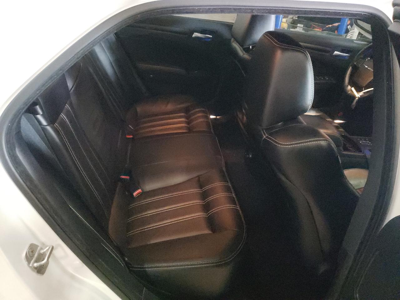 Photo 6 from auction – 2012 CHRYSLER 300 with VIN 2C3CCAAG8CH108490