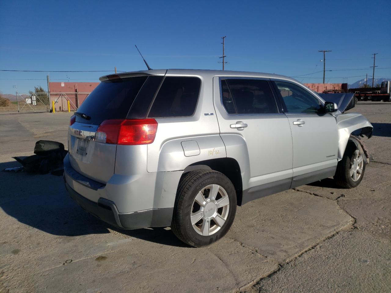 Photo 4 from auction – 2012 GMC TERRAIN SL with VIN 2GKALMEK2C6199937