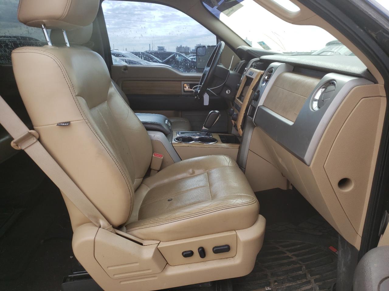 Photo 5 from auction – 2011 FORD F150 SUPER with VIN 1FTFW1EF9BFD36452