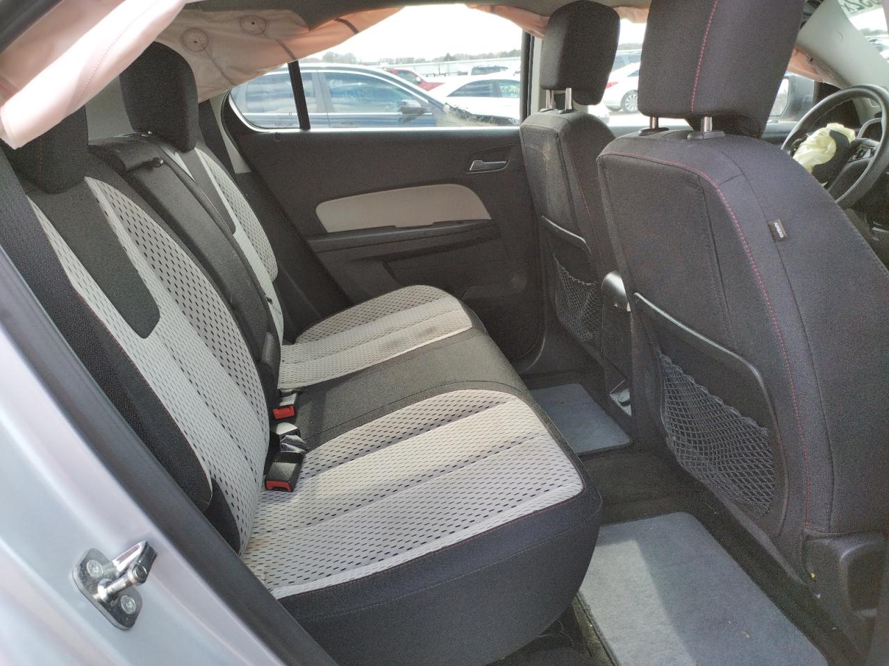 Photo 6 from auction – 2015 CHEVROLET EQUINOX LS with VIN 2GNALAEK2F6255400