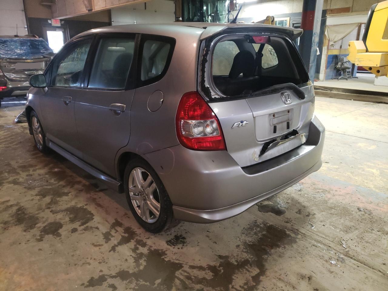 Photo 3 from auction – 2007 HONDA FIT S with VIN JHMGD37667S053068