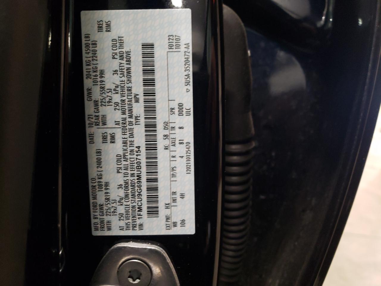 Photo 10 from auction – 2021 FORD ESCAPE SE with VIN 1FMCU9G69MUB07154