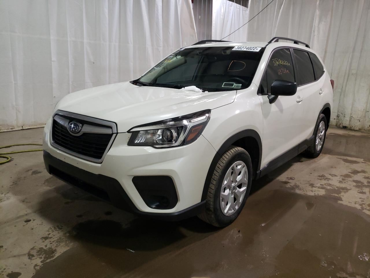 Photo 2 from auction – 2019 SUBARU FORESTER with VIN JF2SKACC4KH582365