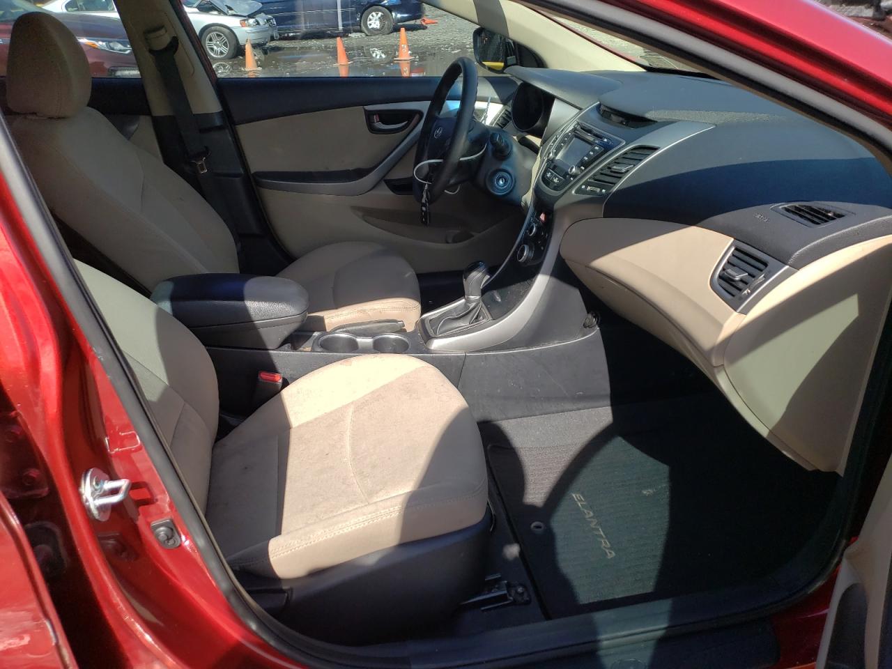Photo 5 from auction – 2016 HYUNDAI ELANTRA SE with VIN 5NPDH4AE1GH707679