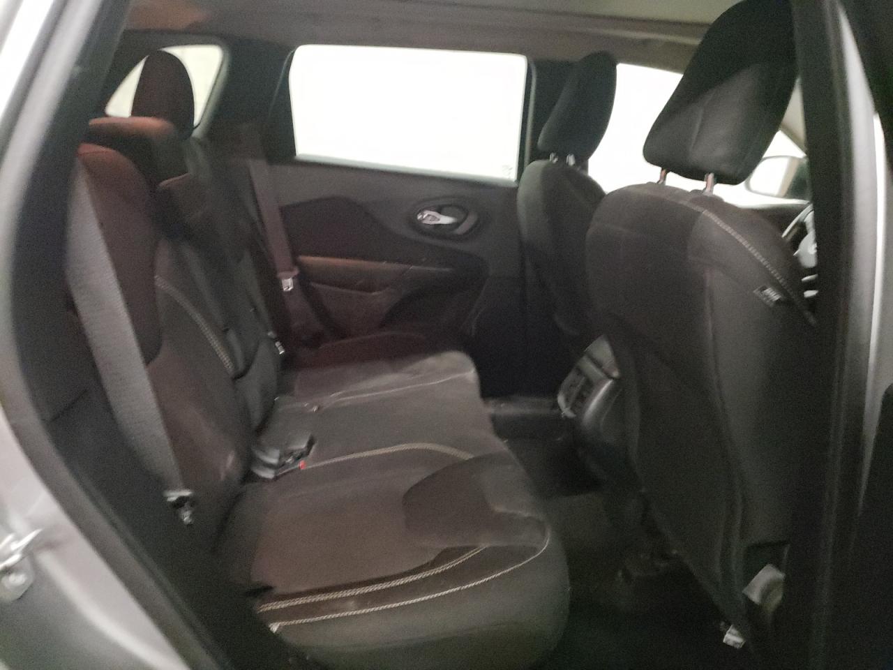 Photo 6 from auction – 2015 JEEP CHEROKEE L with VIN 1C4PJMCS2FW625148
