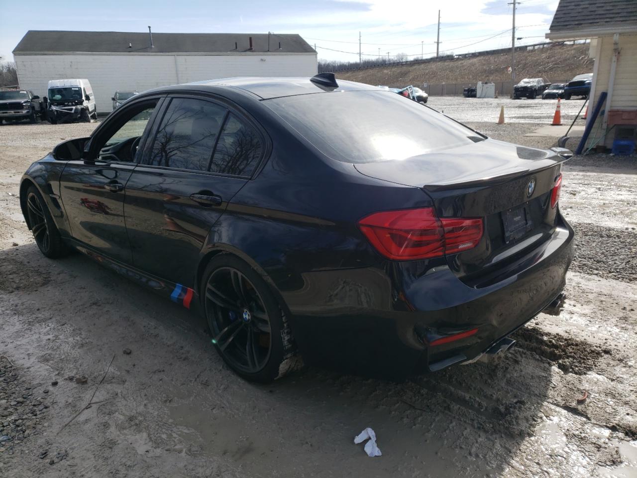 Photo 3 from auction – 2017 BMW M3 with VIN WBS8M9C38H5G85036