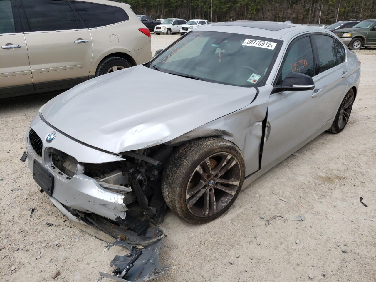 Photo 2 from auction – 2015 BMW 328 XI with VIN WBA3B3G53FNR85770