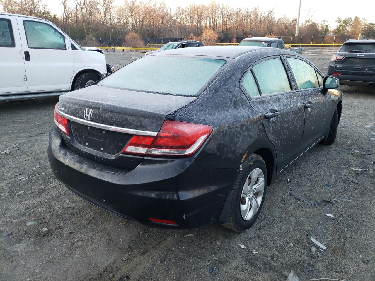 Photo 4 from auction – 2013 HONDA CIVIC LX with VIN 2HGFB2F57DH592891