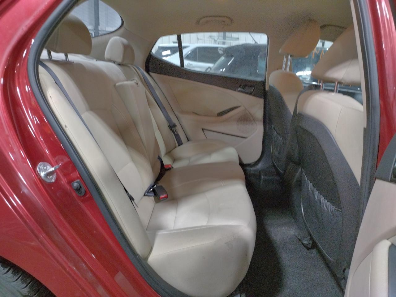 Photo 6 from auction – 2012 KIA OPTIMA LX with VIN 5XXGM4A70CG039504
