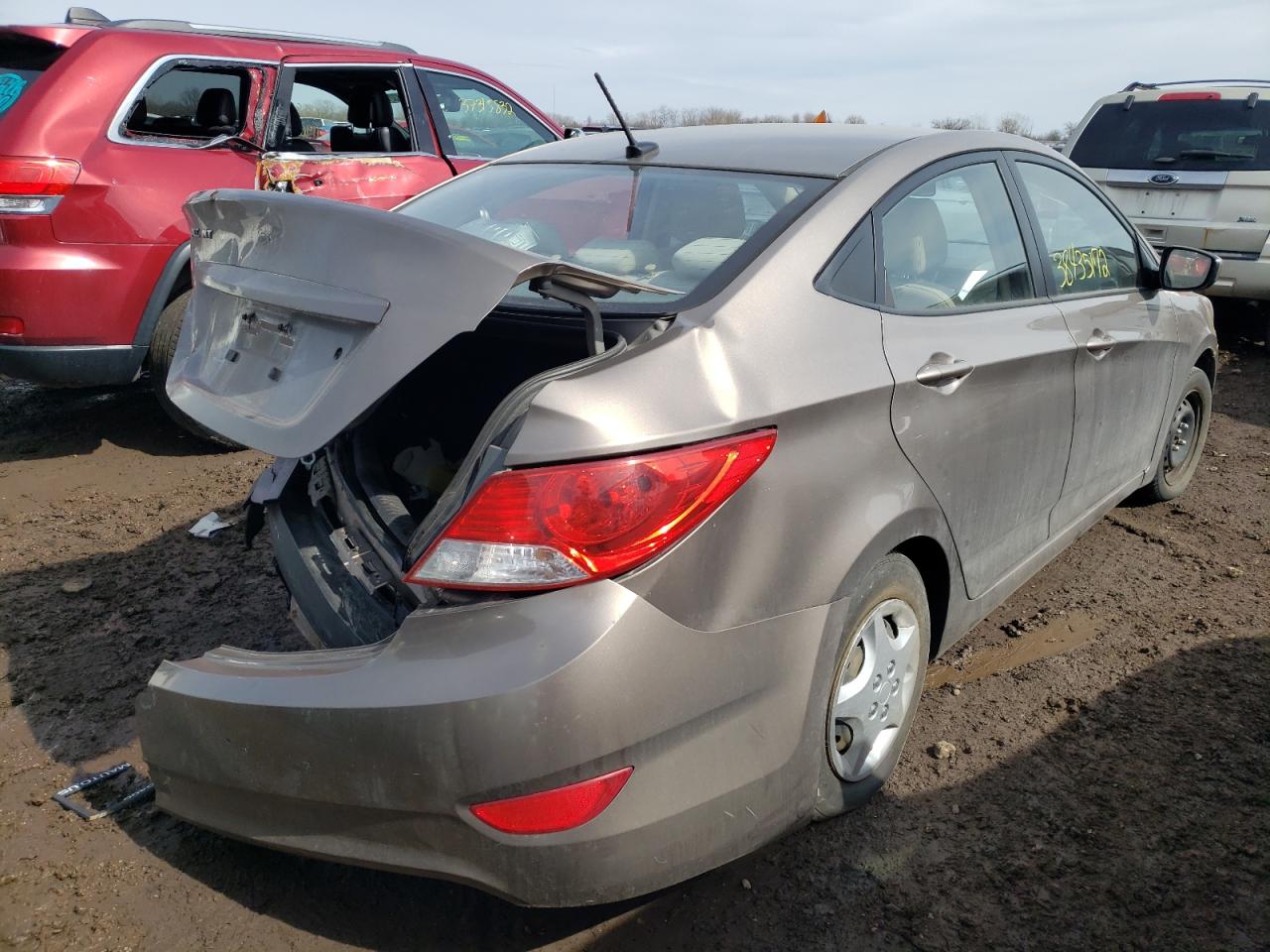 Photo 4 from auction – 2014 HYUNDAI ACCENT GLS with VIN KMHCT4AE1EU712910