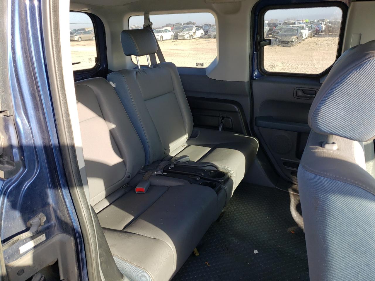 Photo 6 from auction – 2003 HONDA ELEMENT DX with VIN 5J6YH18203L003386