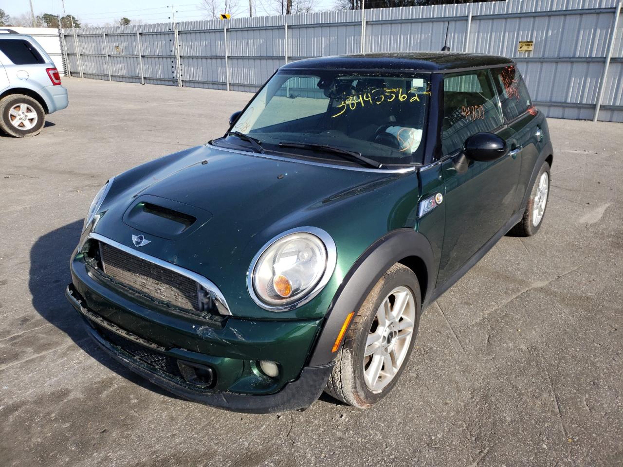 Photo 2 from auction – 2013 MINI COOPER S with VIN WMWSV3C51DT396184