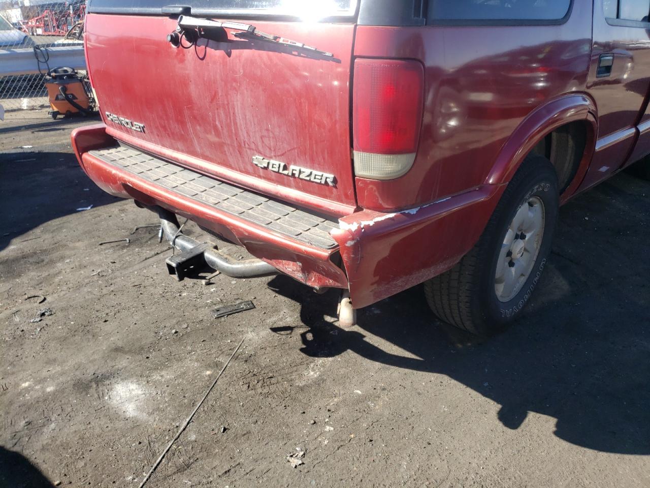 Photo 9 from auction – 1995 CHEVROLET BLAZER with VIN 1GNDT13W3S2207768