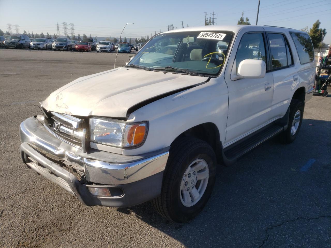 Photo 2 from auction – 1999 TOYOTA 4RUNNER SR with VIN JT3GN86R0X0128094