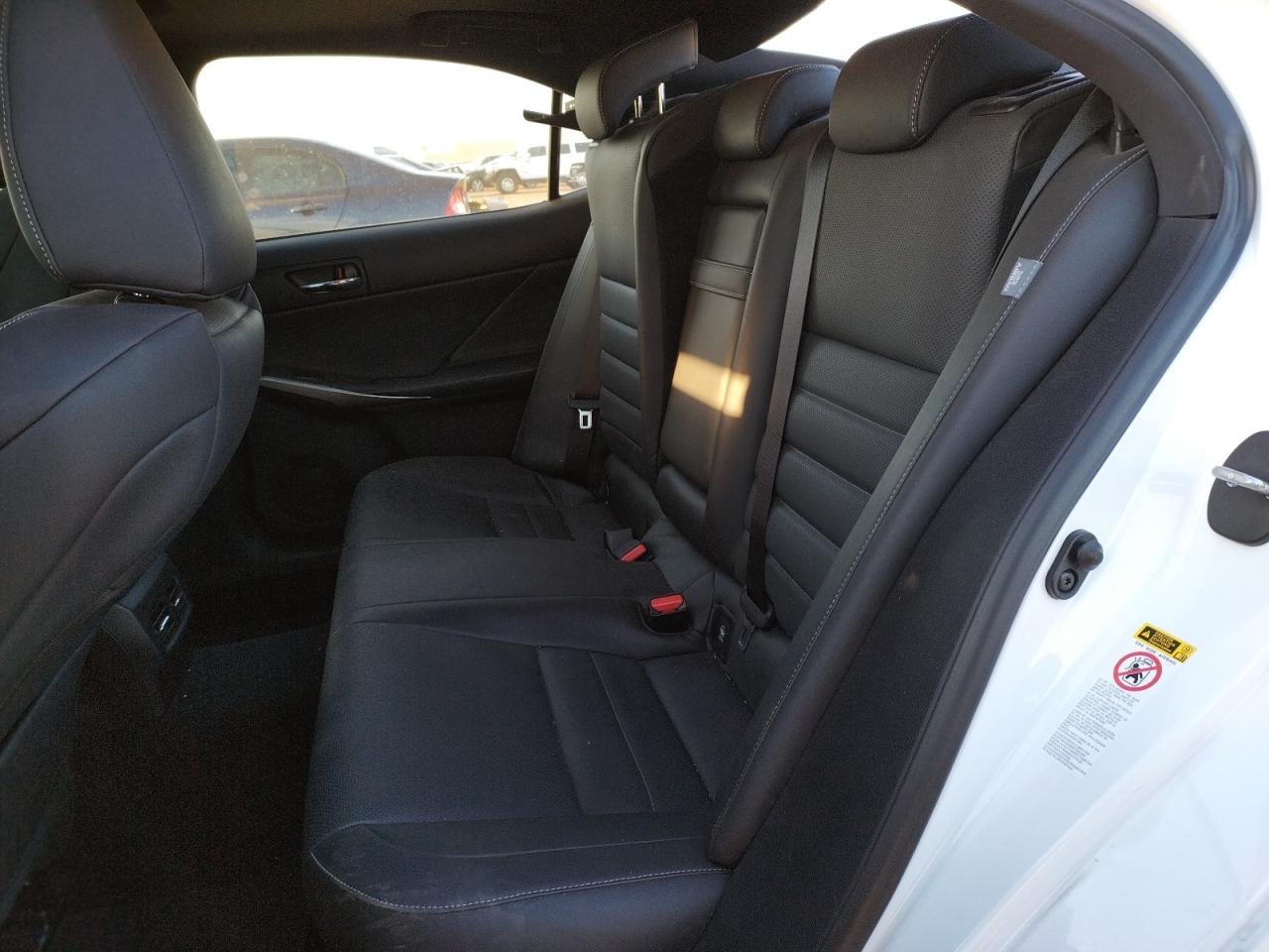 Photo 6 from auction – 2014 LEXUS IS 250 with VIN JTHCF1D28E5000818