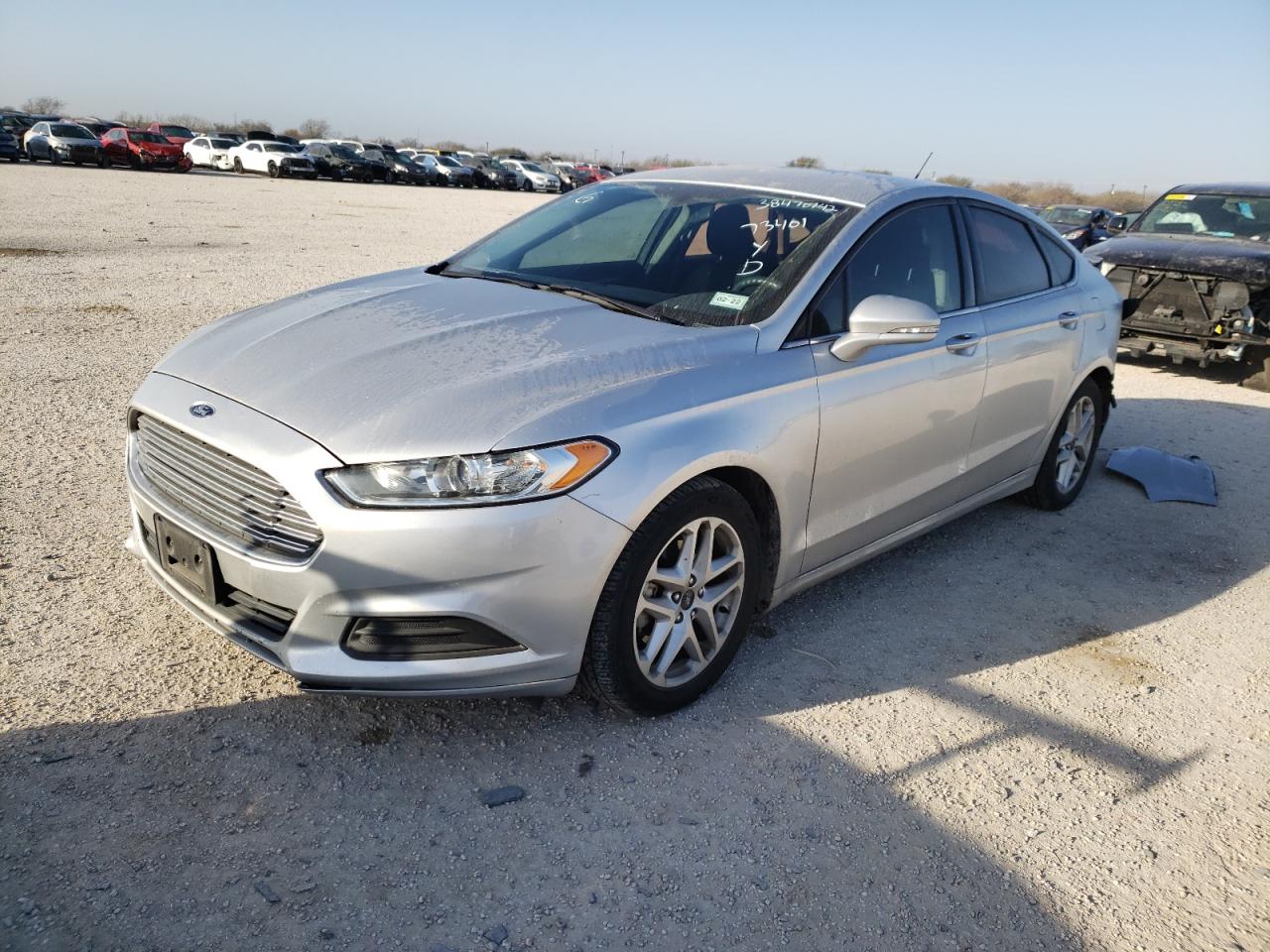 Photo 2 from auction – 2016 FORD FUSION SE with VIN 3FA6P0H78GR213852