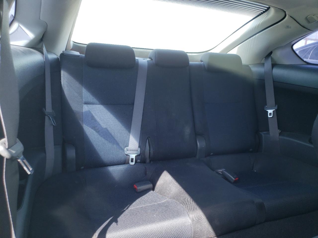 Photo 6 from auction – 2005 TOYOTA SCION TC with VIN JTKDE167150037457