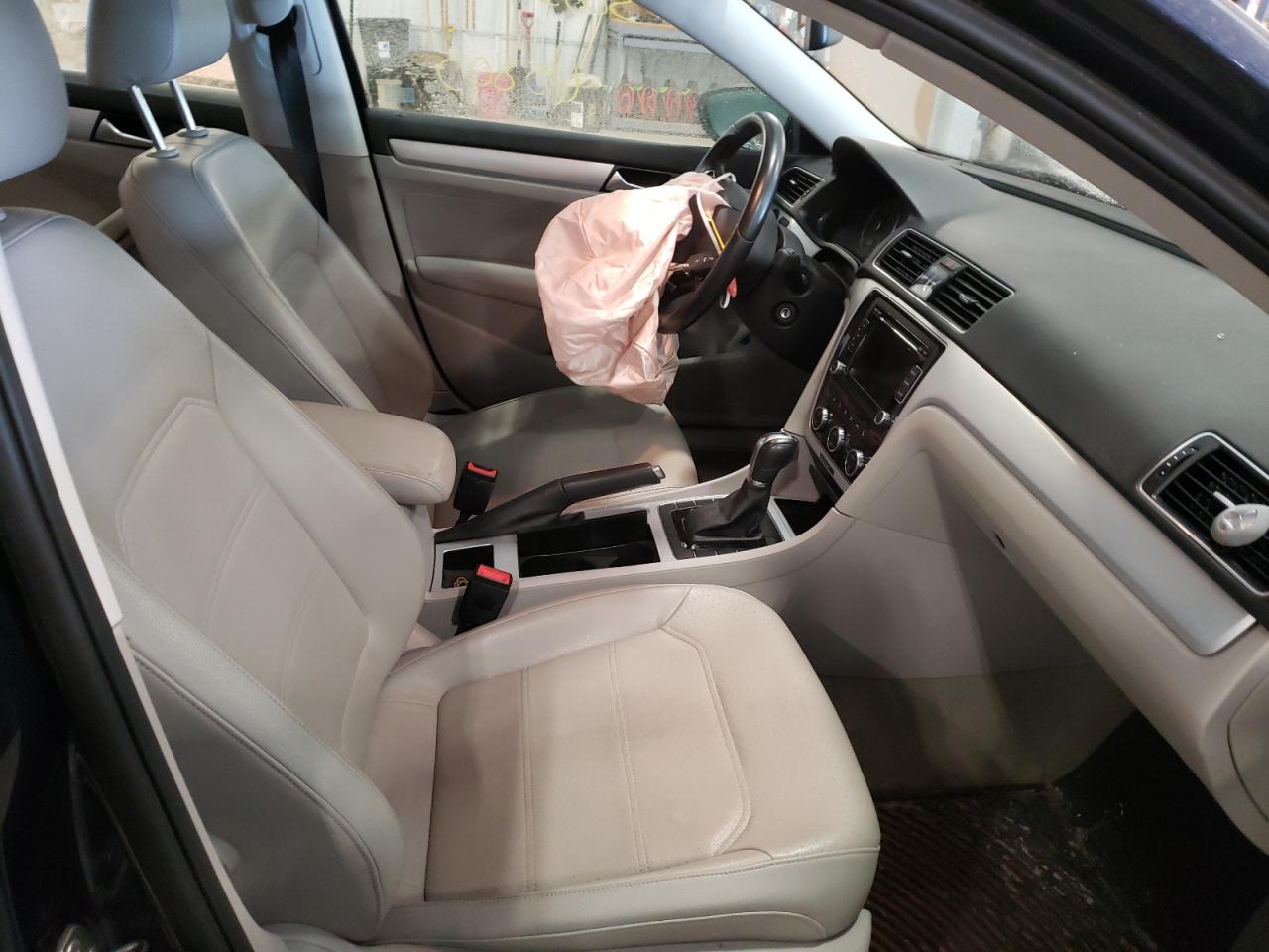 Photo 5 from auction – 2012 VOLKSWAGEN PASSAT SE with VIN 1VWBN7A32CC043315