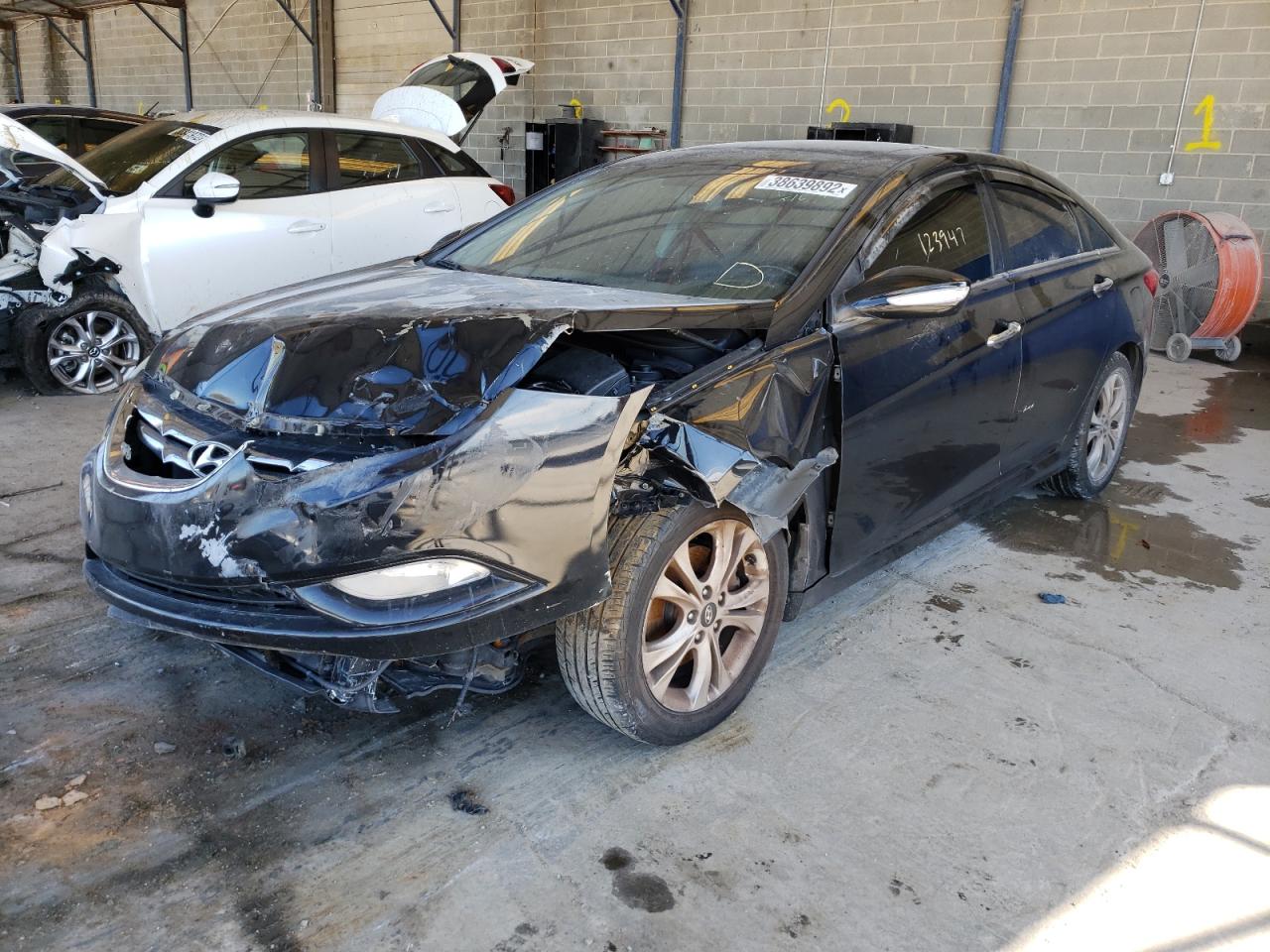 Photo 2 from auction – 2011 HYUNDAI SONATA SE with VIN 5NPEC4AC6BH024208