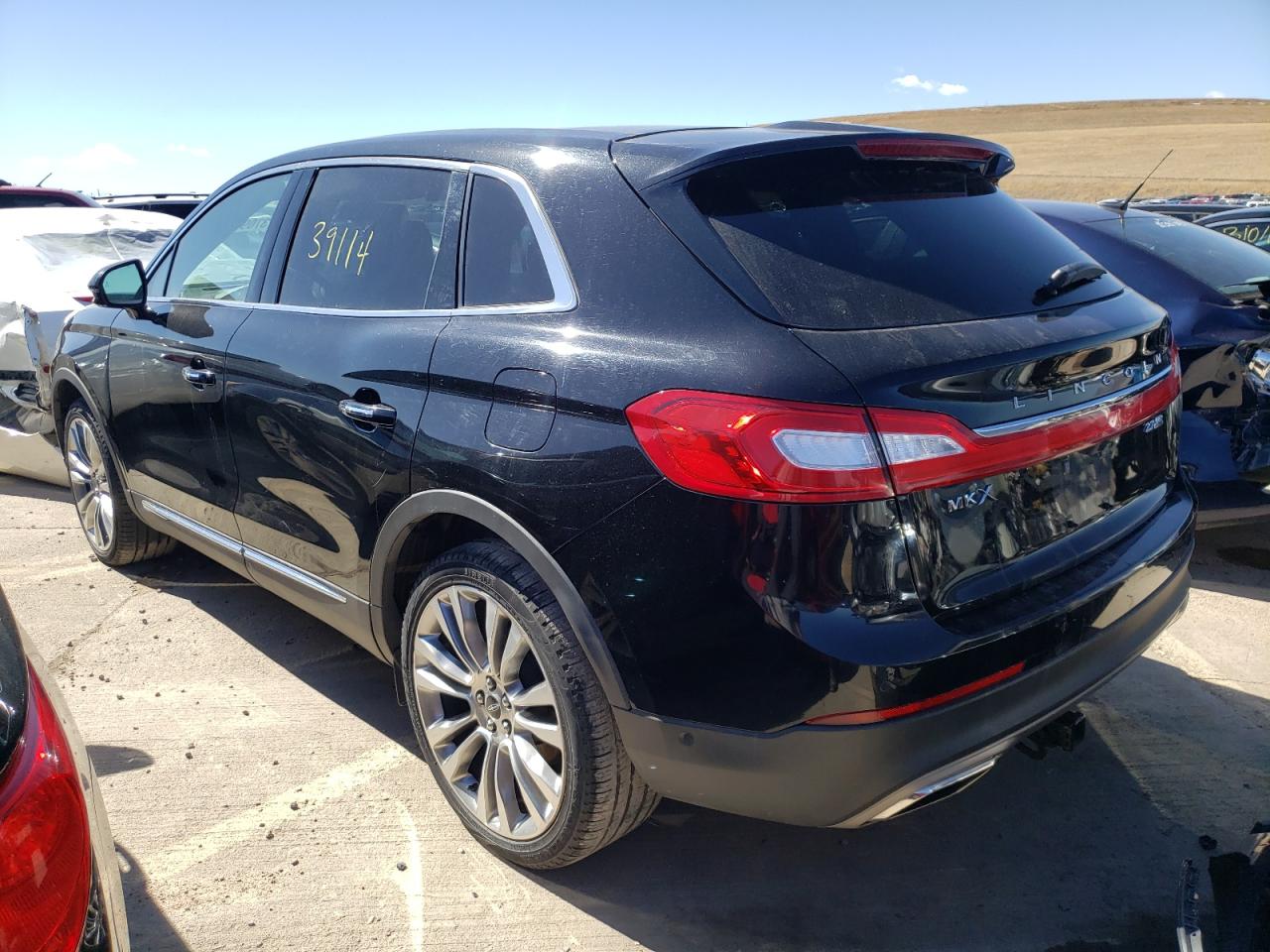 Photo 3 from auction – 2016 LINCOLN MKX RESERV with VIN 2LMTJ8LP6GBL71481