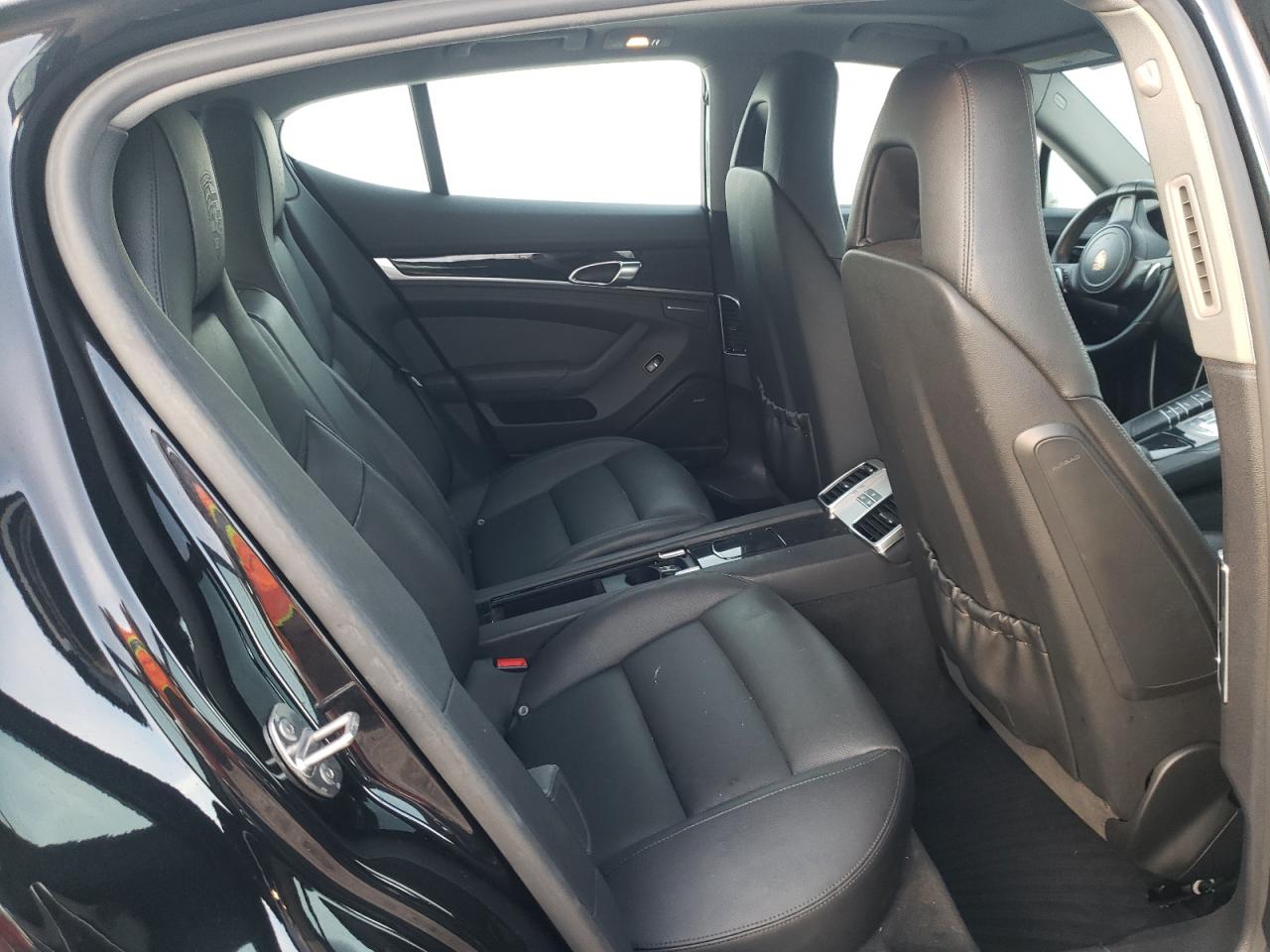 Photo 6 from auction – 2013 PORSCHE PANAMERA 2 with VIN WP0AA2A71DL014339