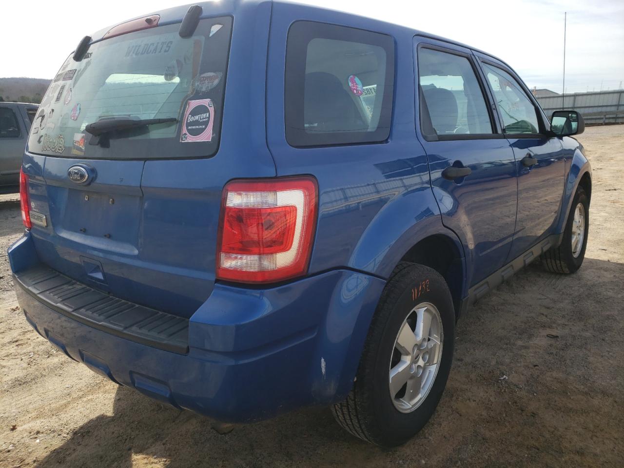 Photo 4 from auction – 2011 FORD ESCAPE XLS with VIN 1FMCU0C71BKA60852