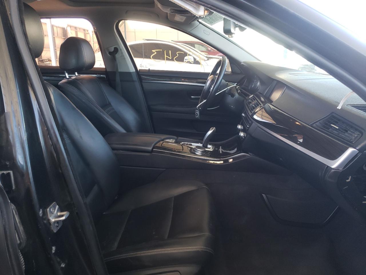 Photo 5 from auction – 2015 BMW 528 I with VIN WBA5A5C51FD517992