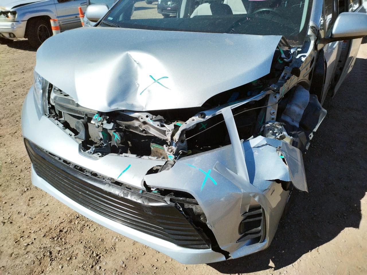 Photo 9 from auction – 2020 TOYOTA SIENNA LE with VIN 5TDKZ3DC0LS071334