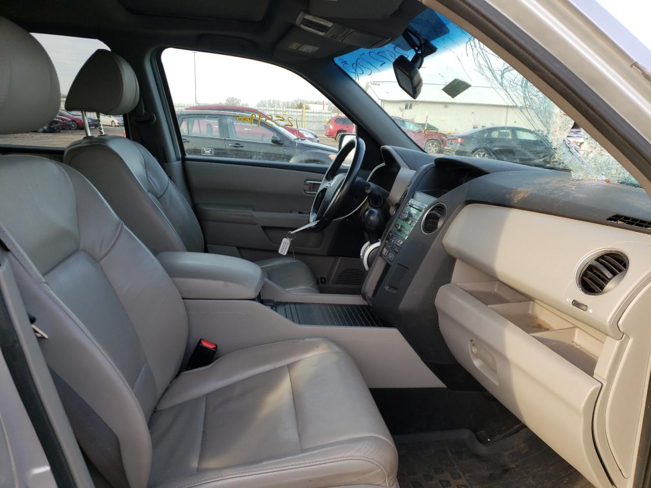 Photo 5 from auction – 2011 HONDA PILOT EXL with VIN 5FNYF4H59BB065118