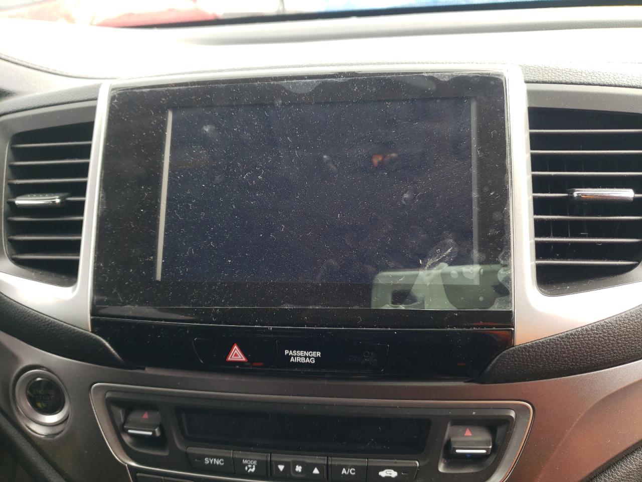 Zdjęcie 9 z aukcji – 2018 HONDA PILOT EX z VIN 5FNYF6H39JB040972