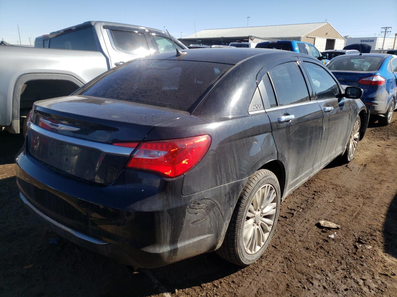 Photo 4 from auction – 2011 CHRYSLER 200 LIMITE with VIN 1C3BC2FBXBN600524