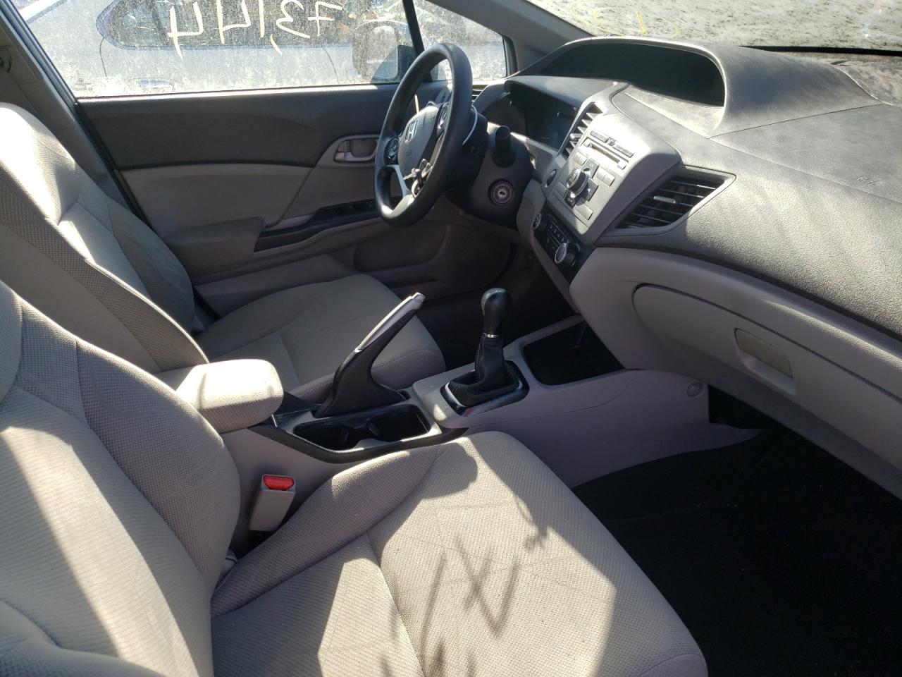 Photo 5 from auction – 2012 HONDA CIVIC LX with VIN 19XFB2E59CE004239