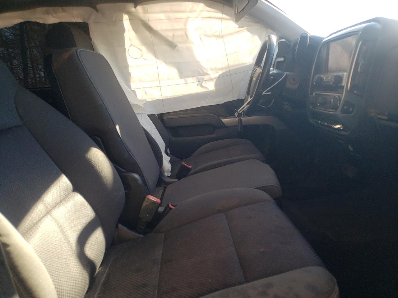 Zdjęcie 5 z aukcji – 2016 CHEVROLET SILVERADO z VIN 3GCUKREC3GG169955