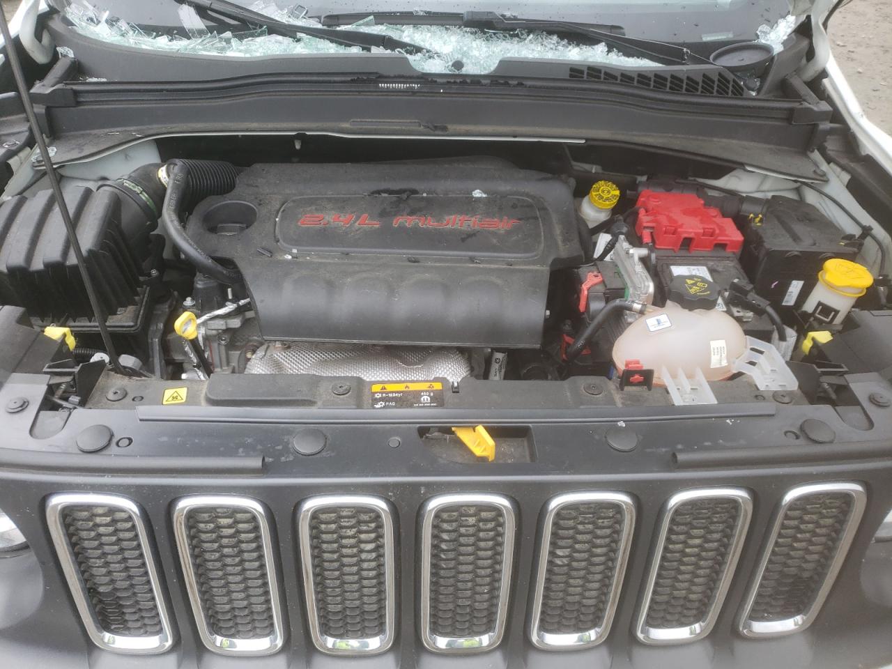 Photo 7 from auction – 2018 JEEP RENEGADE S with VIN ZACCJBAB8JPJ51571