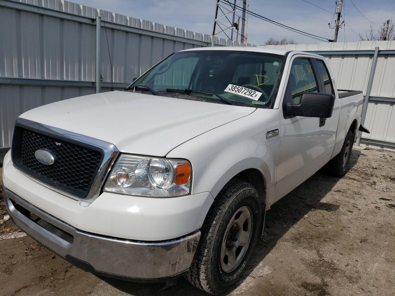 Photo 2 from auction – 2008 FORD F150 with VIN 1FTPX12V58FB17400